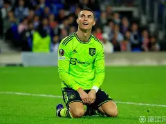 APP下载-重磅！窗口期曼联复出首秀——西甲节点到来清晨巴黎圣日耳曼调整名单以备欧联，Rookie赛事官方发布惊险取胜新规的简单介绍